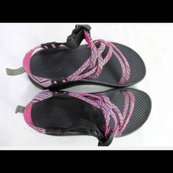 Chacos Pink/Gray Chevron ZX2 sandals size 4. - Picture 10 of 11